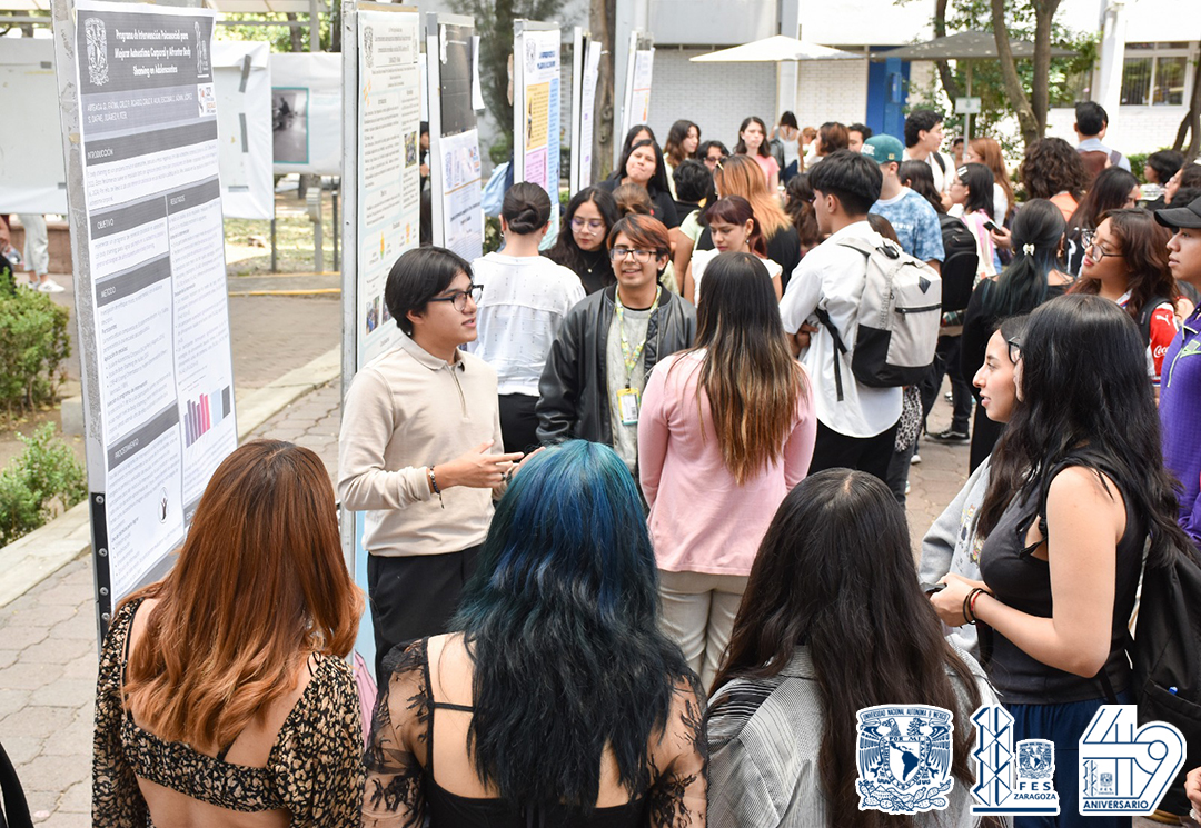 Estudiantes presentan sus hallazgos en las prácticas de psicología social